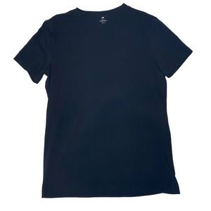 H&M black T-shirt